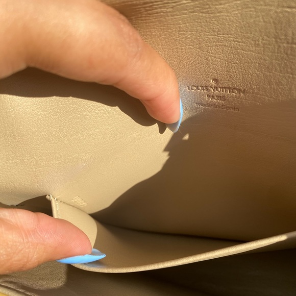 Louis Vuitton shoulder bag - Picture 13 of 16